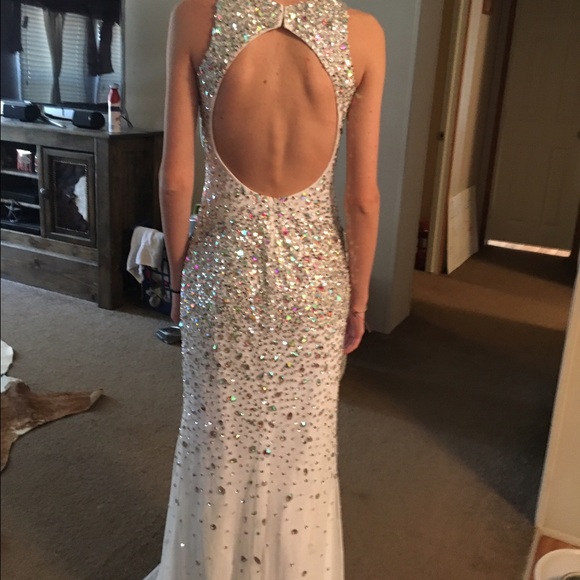 PROM DRESS - Picture 2 of 2