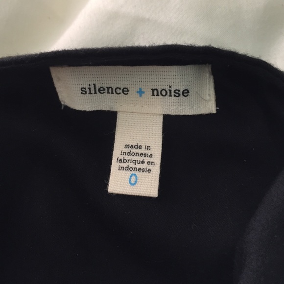 💋 SOLD 💋Urban Outfitters silence+noise dress - Picture 4 of 4