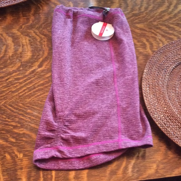 Lululemon run with me neck warmer NWT - Picture 1 of 4