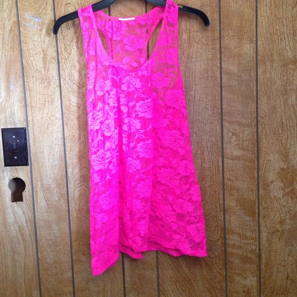 Tops - Rose tank top