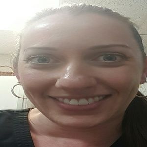 Meet your Posher, Leigha