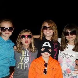 Meet your Posher, Elizabeth