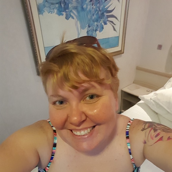 Meet your Posher, Amy