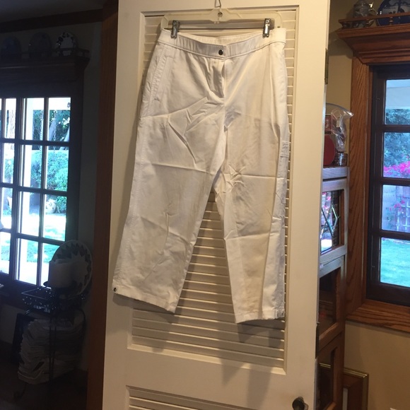 Cropped pants