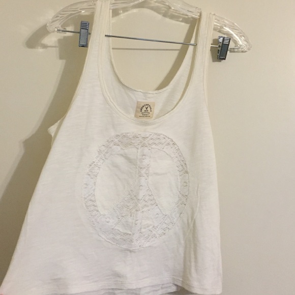 ❌Traded❌ AEO Peace Sign Crop Tank