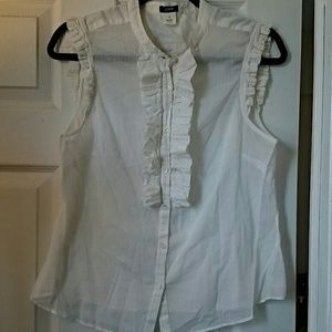 Sleeveless Ruffle Blouse 👚