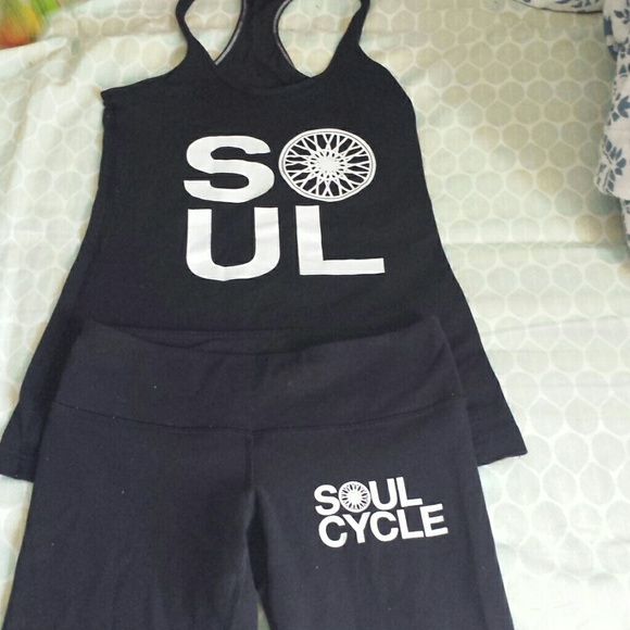 40 on merc Lululemon set