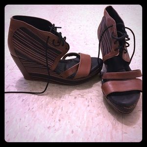 80%20 platform heels