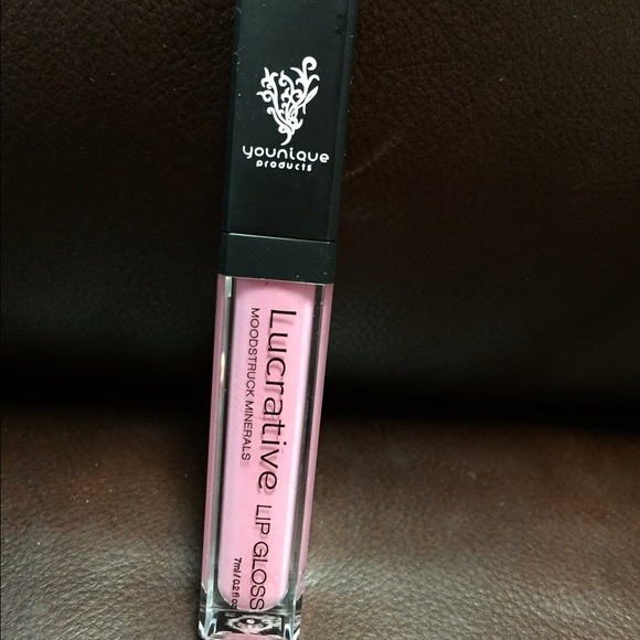 Younique Lucrative Lip Gloss - Loveable