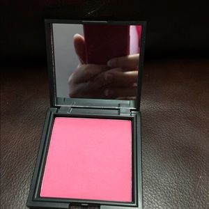 Younique Blush - Stunning