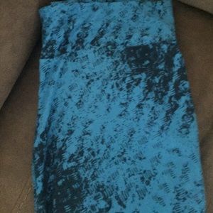 Gorgeous Blue and Black LLR TC Leggings