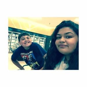 Meet your Posher, Isabelle