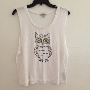 White muscle tee
