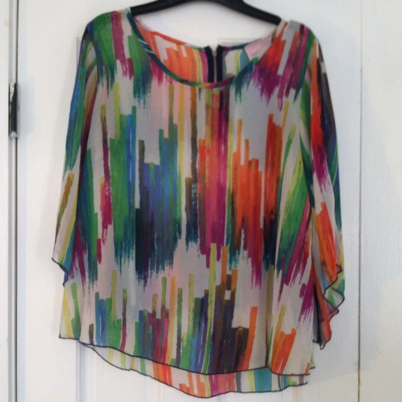 Colorful Romeo& Juliet Couture spring flowy blouse