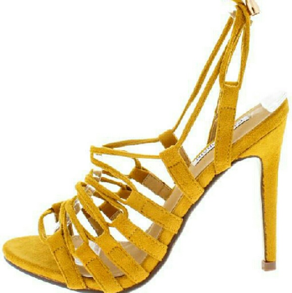 BOGO New yellow heels