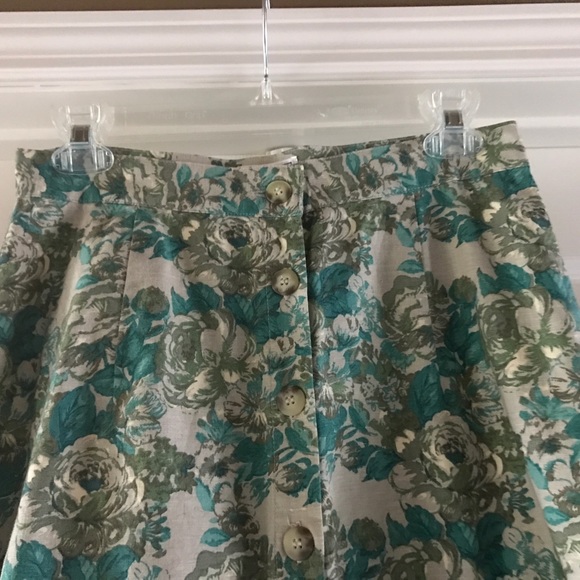 Long floral maxi skirt -linen/cotton 🎉Host Pick🎉 - Picture 7 of 8
