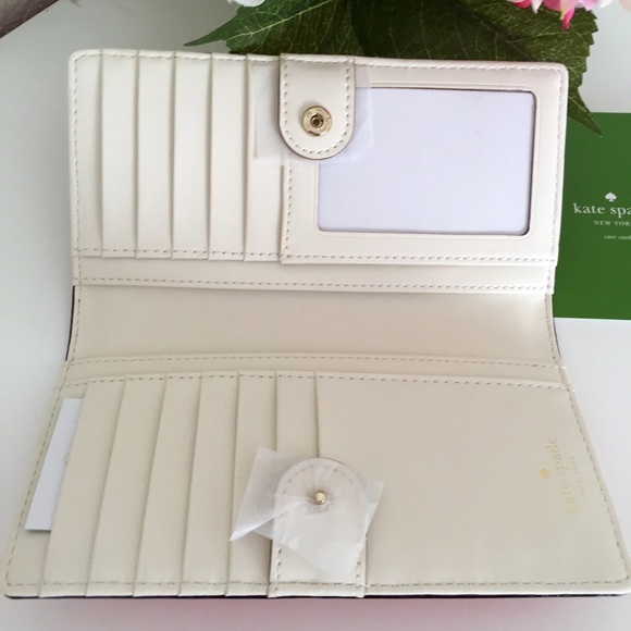 Kate Spade Wallet *sold* - Picture 4 of 4