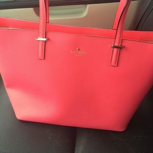 Kate Spade Small Cedar Street Harmony in Geranium!