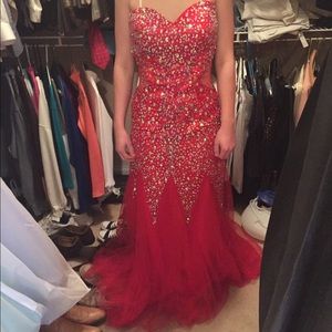 prom/pageant dress only worn once
