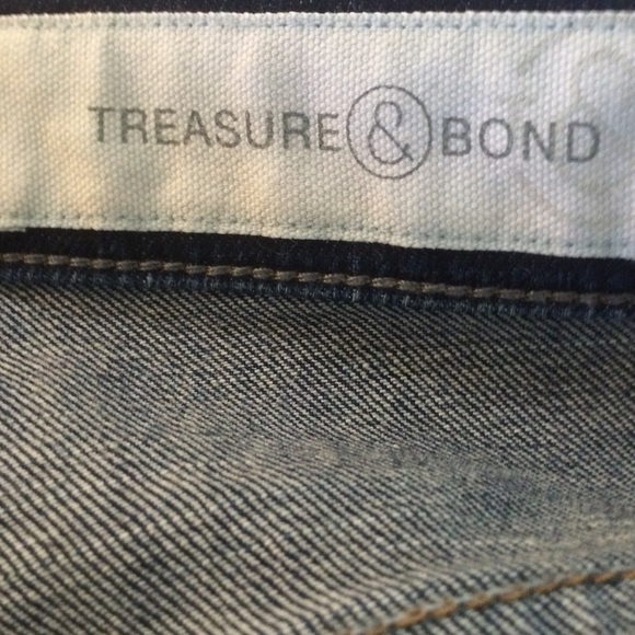 Treasure and bond. Boyfriend jeans