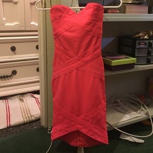Sleeveless dress