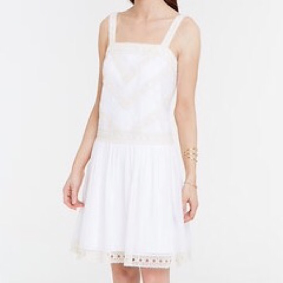✖️SOLD✖️ Ann Taylor Sleeveless Summery White Dress - Picture 1 of 3