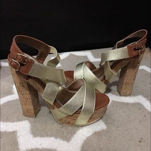 Chinese Laundry Wedged Pumps