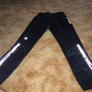 VSX ALL WEATHER RUNNING SET🌺 RESERVED!!!