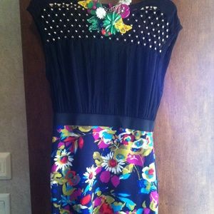 Selling with neck less