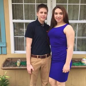 Meet your Posher, Casey