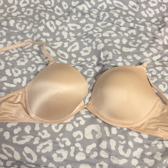 Victoria's Secret Pink Nude 32D Push Up