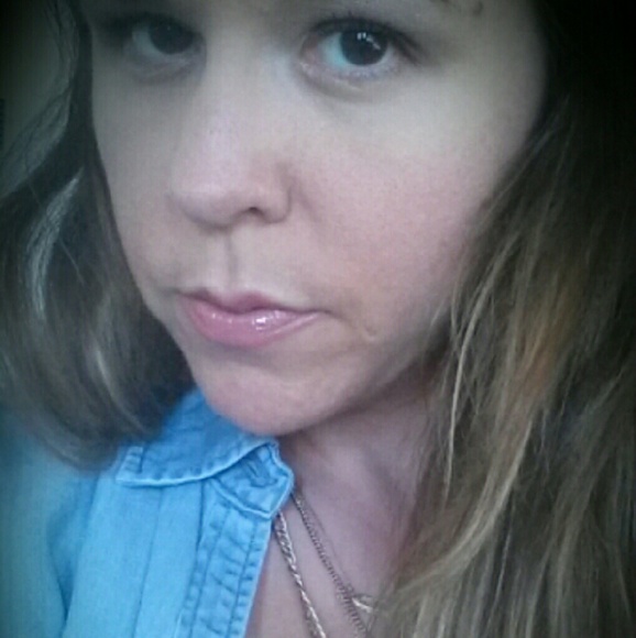 Meet your Posher, Amy - Picture 4 of 4