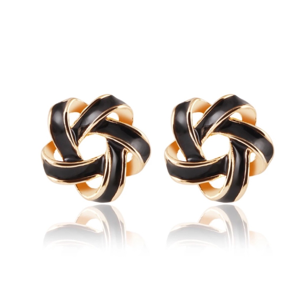 Love knot Earrings