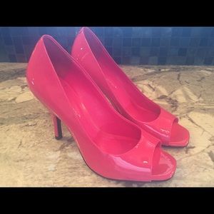 Hot pink patent BCBGeneration open-toed pumps