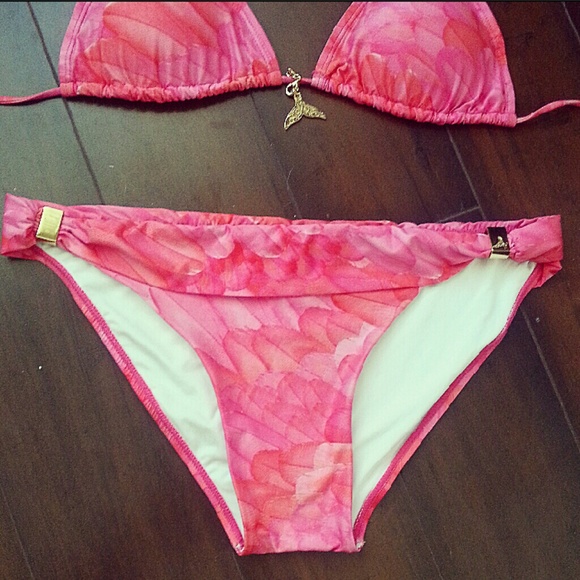 Victoria's secret bikini - Picture 3 of 4