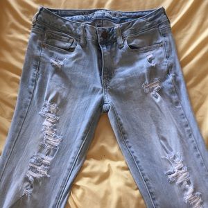 American Eagle ripped skinny jeans