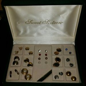 Sweet sixteen earrings set