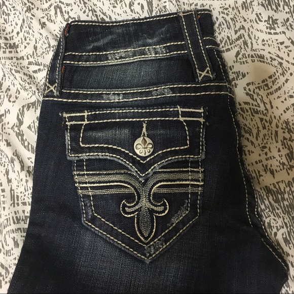 Tori-Straight-Rock Revival! OPEN TO OFFERS💕 - Picture 2 of 4