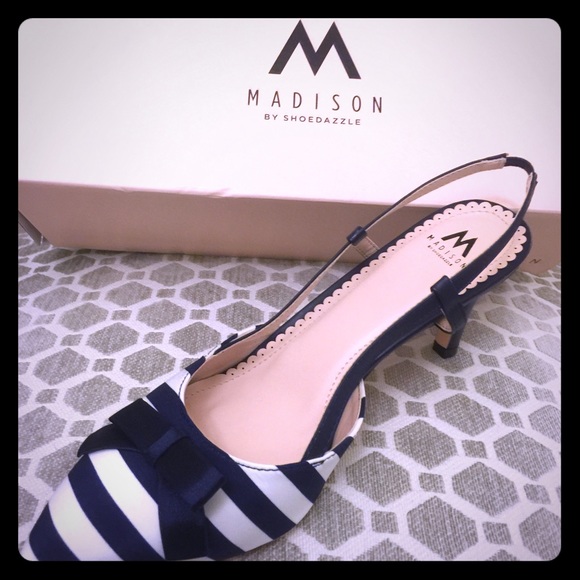 Sling back heel 2" NWOT