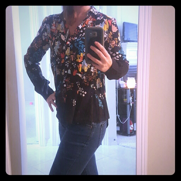 Beautiful button up blouse