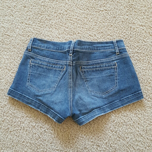 Shorts - Picture 2 of 2