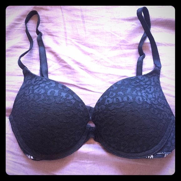 VS Pink leopard print bra 💋