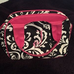 31 lunch bag with the initial J on the front.