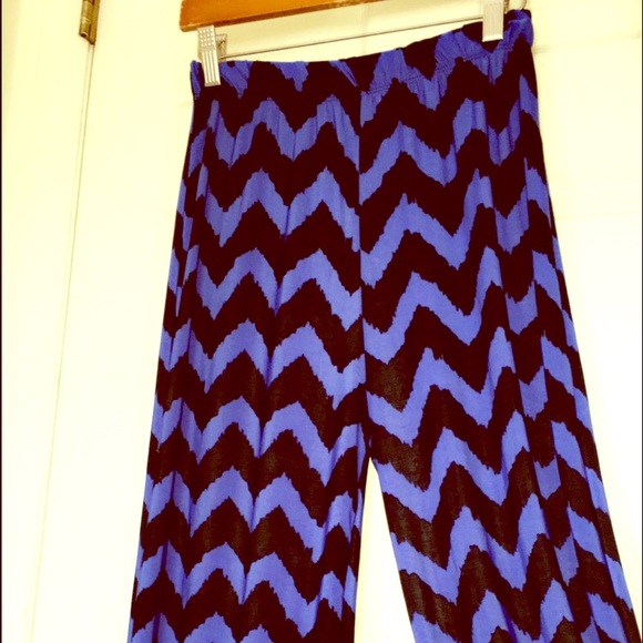 Really cute and comfortable pant, stretchy,so cute