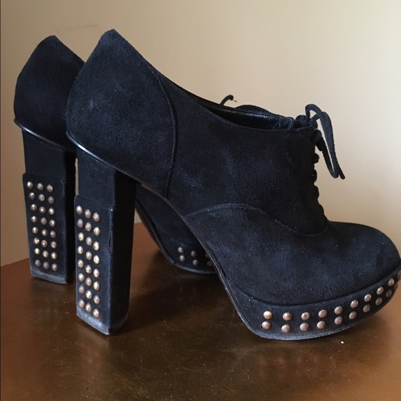 Fendi Black Lace-Up Studded Chunky Heel sz38.5