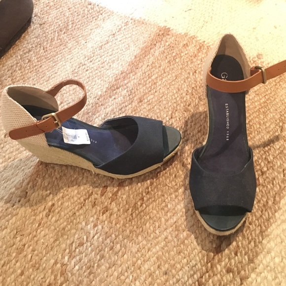 GAP Shoes - GAP Wedge Sandals