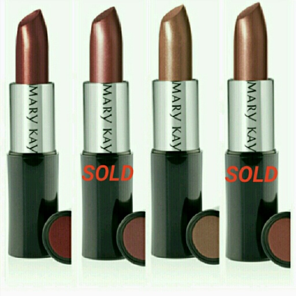 Red or Apricot Glaze MK lipstick