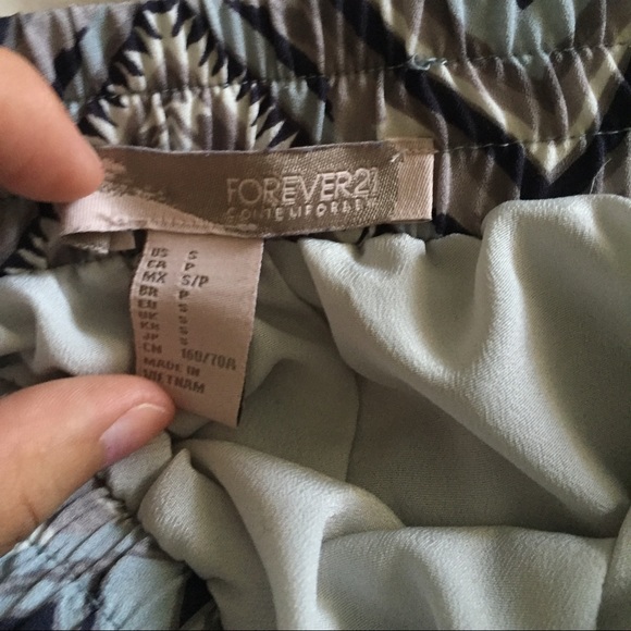 Aztec Pattern Shorts - Picture 2 of 2