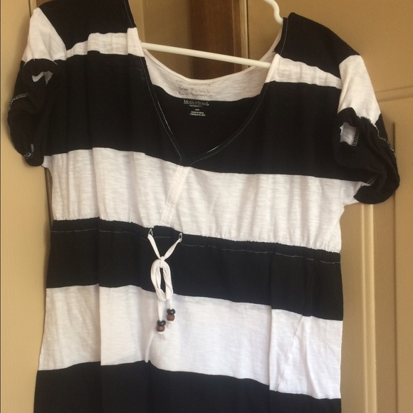 Motherhood maternity shirt