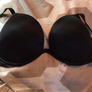 Victoria's Secret Wear Everywhere Super Push-Up